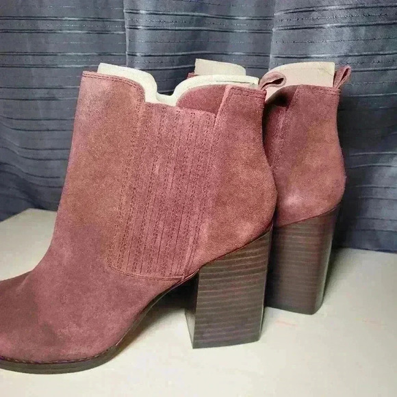 Nine west women's Mov colored healed boots size 8 1/2 M brand new - Picture 4 of 11